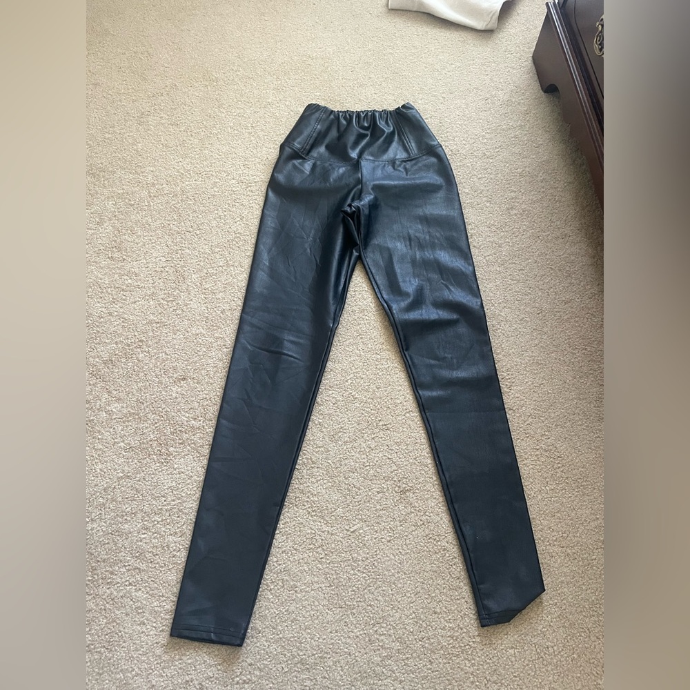 All Saints Leather Black Leggings Pants - Picture 3 of 7